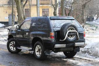 1995 Isuzu MU Photos