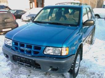 2002 Isuzu Rodeo Images