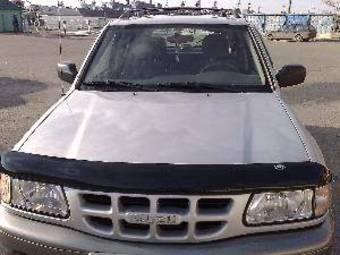 2002 Isuzu Rodeo Pictures