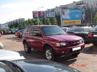 2002 Isuzu Rodeo Pictures