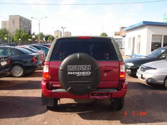 2002 Isuzu Rodeo Pictures