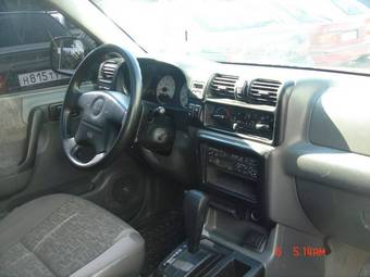 2002 Isuzu Rodeo Pictures
