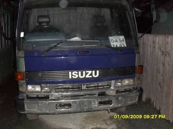 1991 Isuzu TF Photos