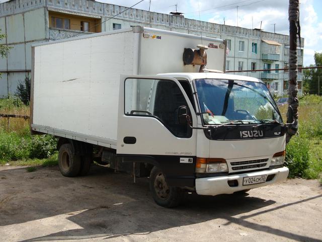 1995 Isuzu TF