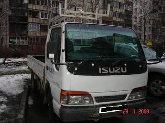 1998 Isuzu TF Photos