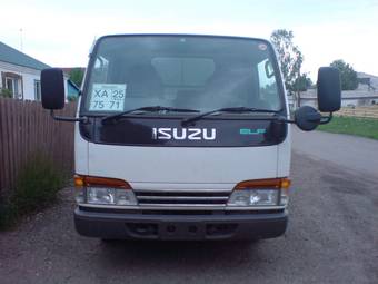 2001 Isuzu TF Photos