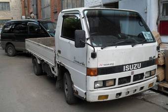 1990 Isuzu Tractor Pictures