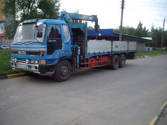 1992 Isuzu Tractor Photos