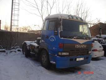 1994 Isuzu Tractor Photos