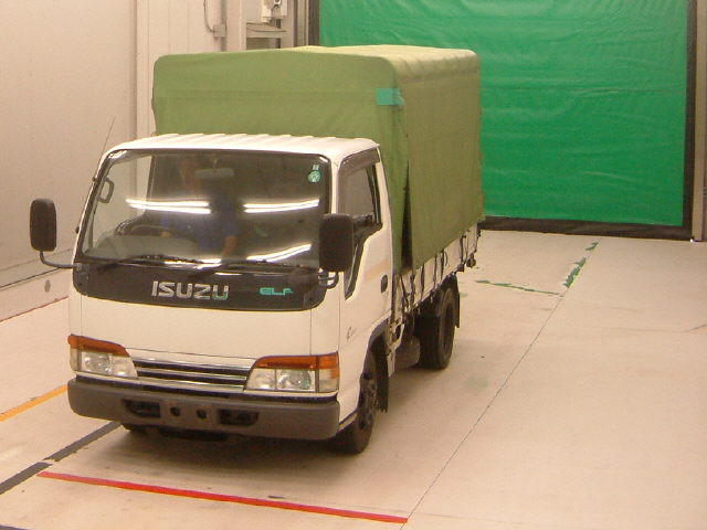 1996 Isuzu Tractor