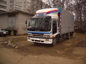 2000 Isuzu Tractor For Sale