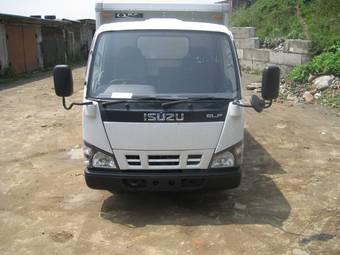 2006 Isuzu Tractor Pictures