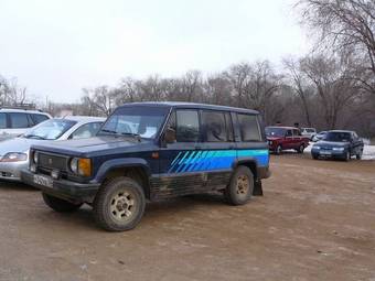 1987 Isuzu Trooper Pictures