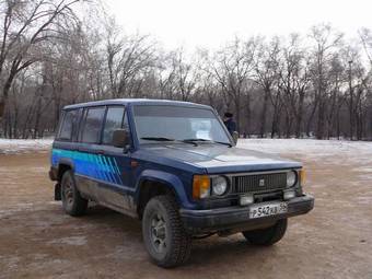 1987 Isuzu Trooper Pics