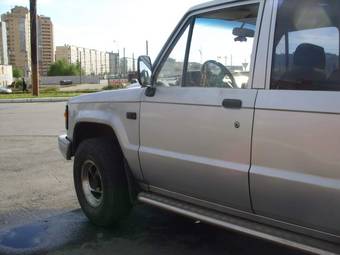 1991 Isuzu Trooper Photos