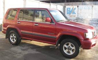 1998 Isuzu Trooper Pictures