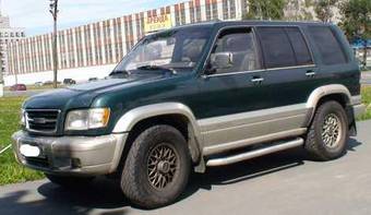 1998 Isuzu Trooper Photos