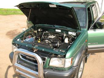 1999 Isuzu Trooper Pictures