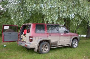 1999 Isuzu Trooper Images