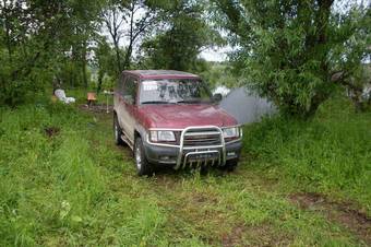 1999 Isuzu Trooper Pictures