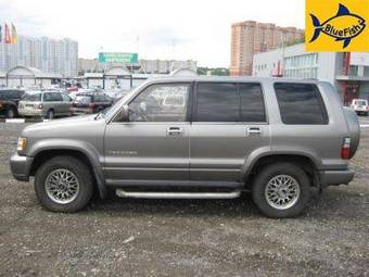 2000 Isuzu Trooper Images