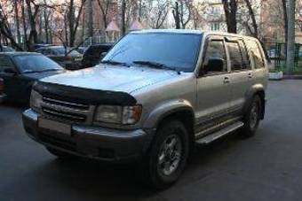 2001 Isuzu Trooper Photos