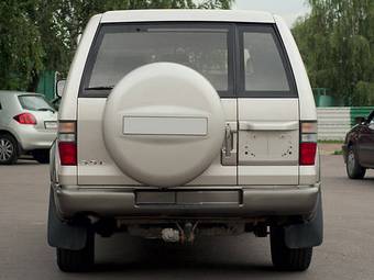 2001 Isuzu Trooper Pictures