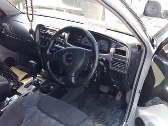 1997 Isuzu Vehicross Photos