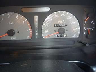 1998 Isuzu Vehicross Pictures