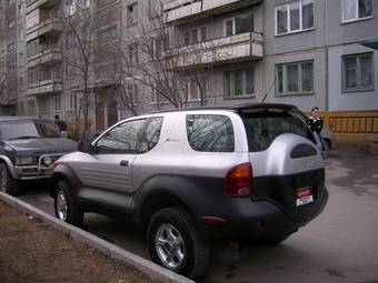 1999 Isuzu Vehicross Pictures