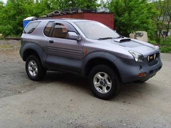 1999 Isuzu Vehicross Photos