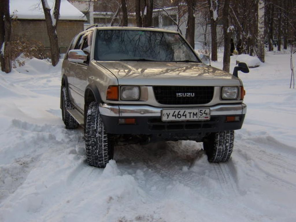 1996 Isuzu Wizard