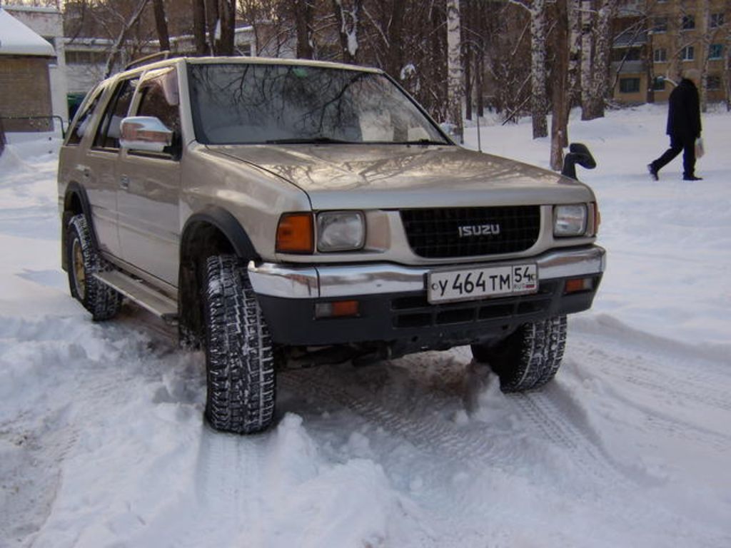 1996 Isuzu Wizard