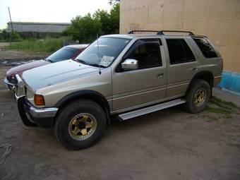 1996 Isuzu Wizard Photos