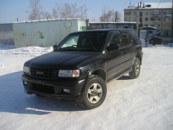 1998 Isuzu Wizard