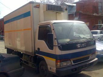 1999 Isuzu Wizard Photos