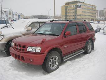 2000 Isuzu Wizard Photos