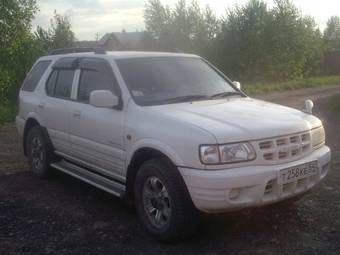 2000 Isuzu Wizard Pictures