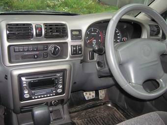 2000 Isuzu Wizard Pictures