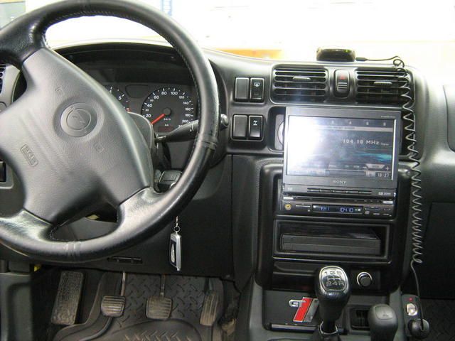 2002 Isuzu Wizard