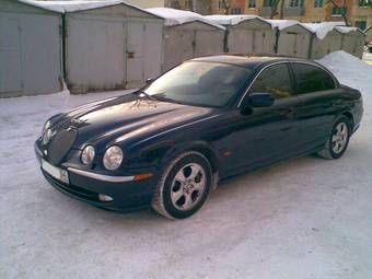 1999 Jaguar S-type Photos