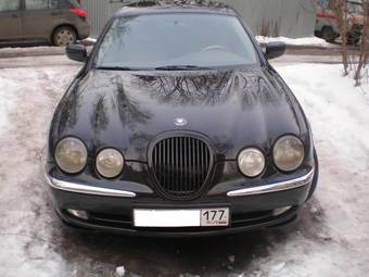 2000 Jaguar S-type Pictures
