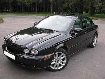 2002 Jaguar X-Type Pics