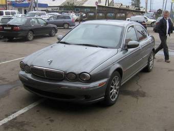 2002 Jaguar X-Type Pictures