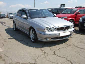 2003 Jaguar X-Type Pictures