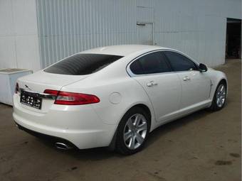 2009 Jaguar XF Photos