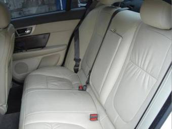 2009 Jaguar XF Photos