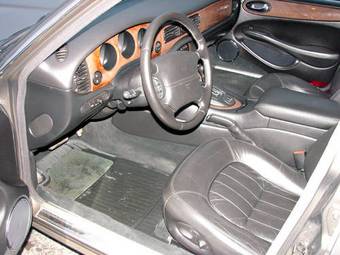 2000 Jaguar XJ Images