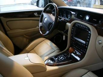 2008 Jaguar XJ Pictures