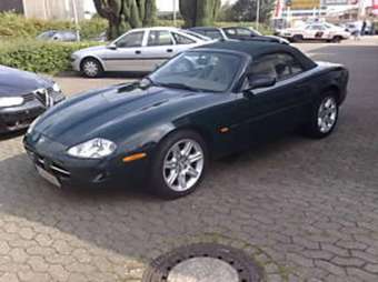 1999 Jaguar XK Pictures